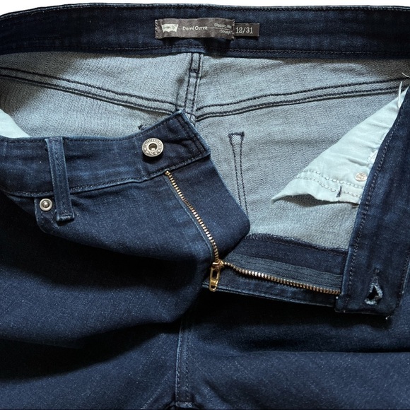 LEVI’S DENI CURVE CLASSIC‎ RISE STRAIGHT WOMEN’S STRETCH JEANS SIZE 12/31 - Picture 7 of 14